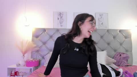 Snapshot of natalhy_ chatting on April 2026 04:33:02 PM natalia online show from April 2026 04:33:02 PM