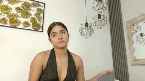 Naty  online show from December 2025 12:03:02 PM