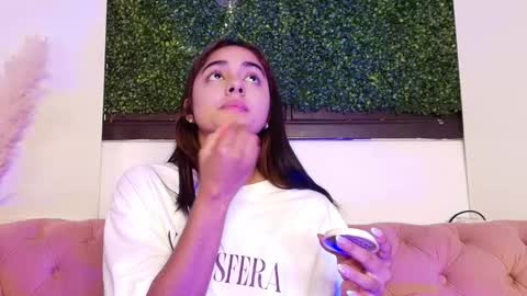 Naty  online show from February 2026 03:12:01 PM