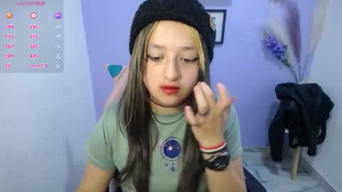 Snapshot of natalia_martinez18 chatting on February 2026 11:37:02 AM natalia_martinez18 online show from February 2026 11:37:02 AM