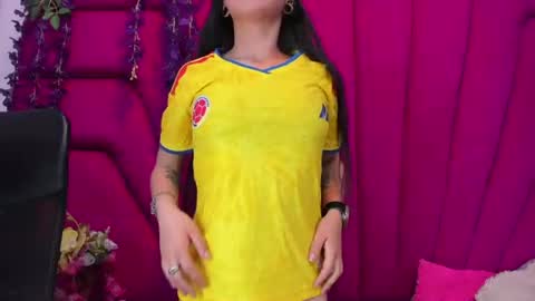 Snapshot of natalia_pinkk chatting on June 2026 03:49:01 AM natalia pinkk online show from June 2026 03:49:01 AM