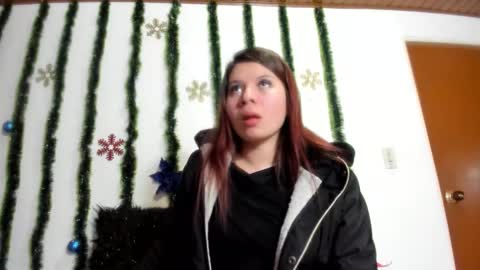 Natalia Walker online show from December 2025 12:34:02 PM