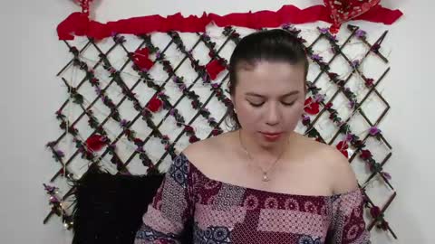 Snapshot of natalia_walker chatting on June 2026 05:03:04 PM Natalia Walker online show from June 2026 05:03:04 PM