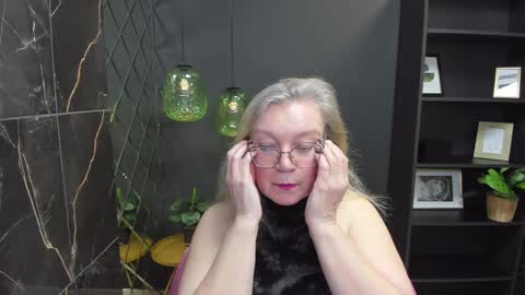 Snapshot of natalicloud chatting on December 2024 01:22:02 PM NataliCloud online show from December 2024 01:22:02 PM