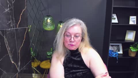 Snapshot of natalicloud chatting on January 2025 05:56:02 PM NataliCloud online show from January 2025 05:56:02 PM