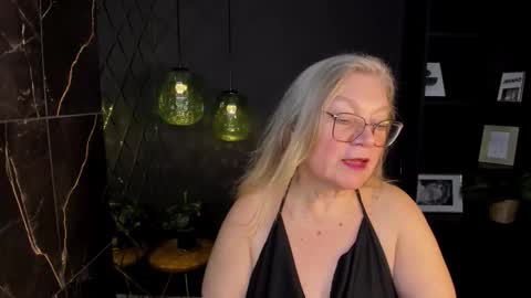 Snapshot of natalicloud chatting on November 2025 01:54:02 PM NataliCloud online show from November 2025 01:54:02 PM