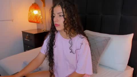 Snapshot of natalie_esmith chatting on May 2026 11:38:01 AM N A T A L I E online show from May 2026 11:38:01 AM