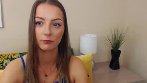 Snapshot of natalie_live chatting on May 2026 07:48:01 AM NatalieSexy online show from May 2026 07:48:01 AM