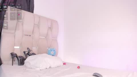  Natalie   online show from October 2025 06:36:02 AM