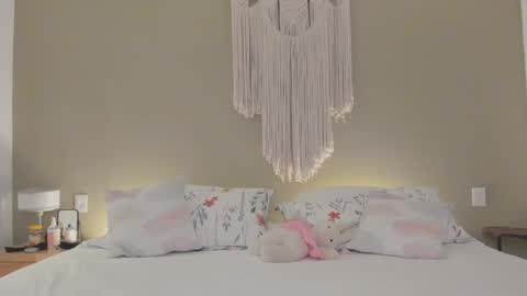 Snapshot of nataly_05 chatting on September 2025 03:00:02 AM anatalybee online show from September 2025 03:00:02 AM