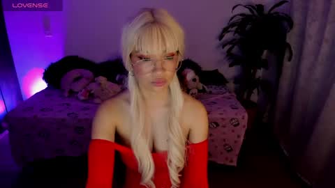 MissNatis online show from April 2026 02:03:01 AM