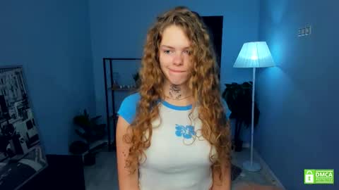 Natalie online show from November 2025 05:07:02 AM