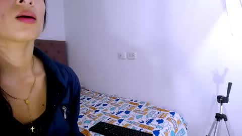 Snapshot of nataly_mcry chatting on November 2025 10:42:01 PM NATALY online show from November 2025 10:42:01 PM