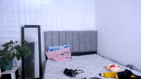 Snapshot of nataly_mcry chatting on November 2025 06:22:02 PM NATALY online show from November 2025 06:22:02 PM