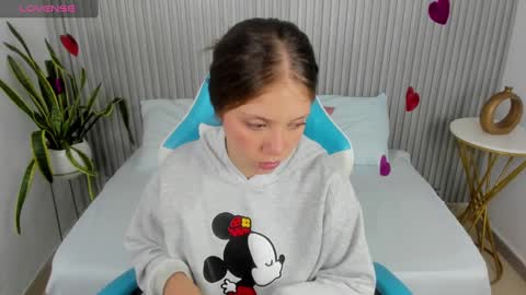 Nataly online show from February 2025 12:11:02 PM