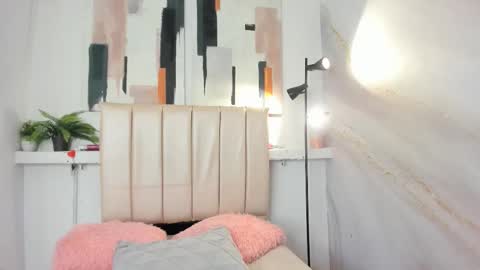 Snapshot of nataly_velez chatting on December 2025 03:49:02 PM Naty online show from December 2025 03:49:02 PM