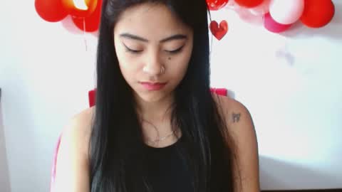 Nataly Escobar online show from February 2025 12:06:02 PM