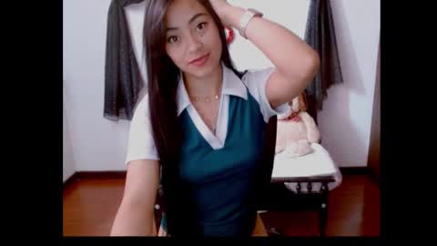 Nataly Escobar online show from March 2025 02:55:01 PM