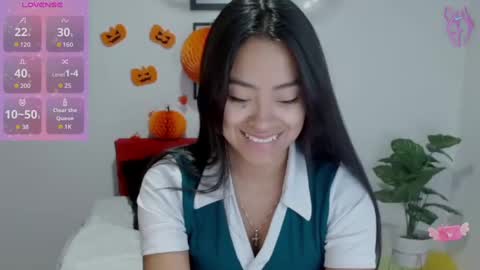 Nataly Escobar online show from October 2025 12:11:01 PM