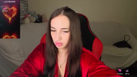 Nataly online show from December 2025 06:44:01 AM