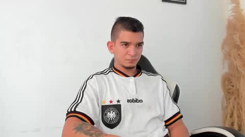 natan_77 online show from November 2025 03:08:02 PM