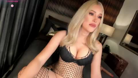 Natasha online show from May 2026 02:42:02 AM