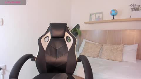 N A T A S H A online show from December 2024 05:02:01 AM