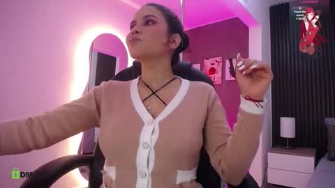 natasha online show from October 2025 01:03:02 PM