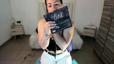 Natasha Bernett online show from February 2026 02:18:01 PM