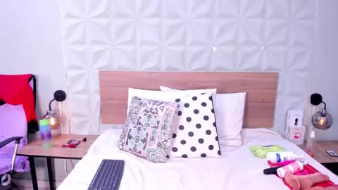 Snapshot of natasha_jurado chatting on November 2025 10:42:02 PM N A T A S H A online show from November 2025 10:42:02 PM