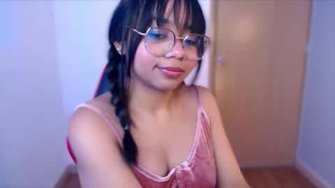 Snapshot of natasha_mh chatting on November 2025 09:14:02 PM Nati online show from November 2025 09:14:02 PM