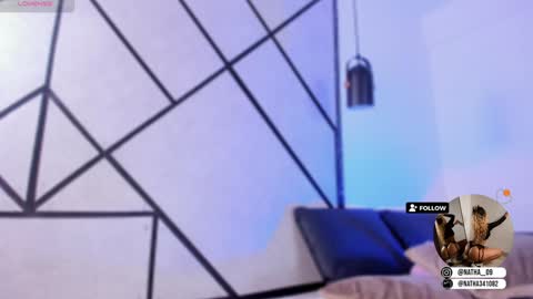 Snapshot of natasha_smith09 chatting on December 2024 10:42:02 PM Natasha Smith online show from December 2024 10:42:02 PM