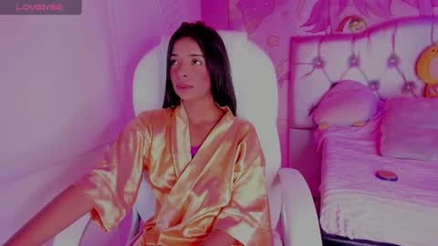 Snapshot of natasha_smith_ws chatting on December 2024 04:07:02 AM Natasha online show from December 2024 04:07:02 AM