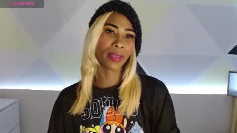 natashadormat online show from December 2024 08:32:01 PM