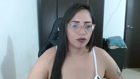 Natasha Smithe  online show from February 2025 01:48:02 AM