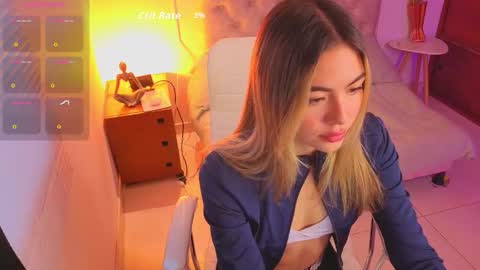 nathaly sky online show from November 2025 10:49:02 AM