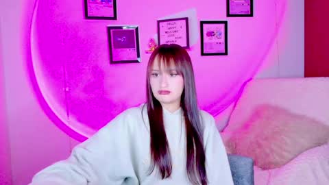 Snapshot of nathalia_ramirez_ chatting on July 2026 01:43:02 AM Nathalia Ramirez online show from July 2026 01:43:02 AM