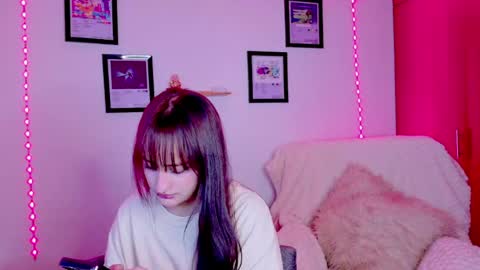 Snapshot of nathalia_ramirez_ chatting on July 2026 01:38:02 AM Nathalia Ramirez online show from July 2026 01:38:02 AM