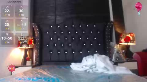 Snapshot of nathaliaz_ chatting on December 2024 01:00:01 PM nathaliaz online show from December 2024 01:00:01 PM