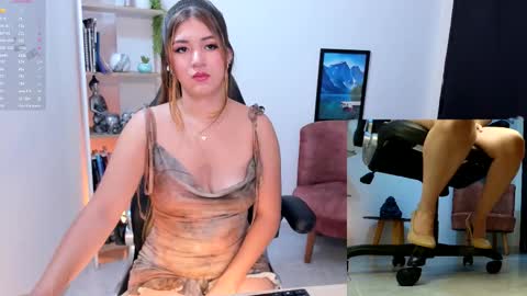 Snapshot of nathalie_29 chatting on September 2025 10:59:02 AM NATHALIE online show from September 2025 10:59:02 AM