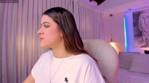 Snapshot of nathalie_rivers chatting on April 2026 11:24:01 AM NATHALIE online show from April 2026 11:24:01 AM