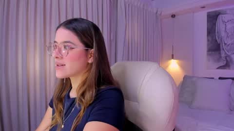 Snapshot of nathalie_rivers chatting on April 2026 11:30:02 AM NATHALIE online show from April 2026 11:30:02 AM
