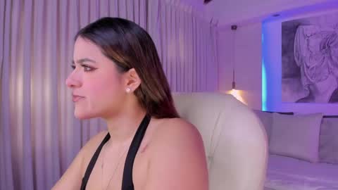 Snapshot of nathalie_rivers chatting on May 2026 11:17:01 AM NATHALIE online show from May 2026 11:17:01 AM