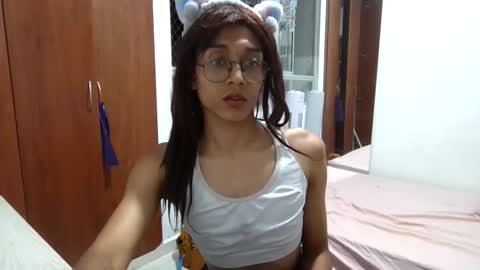 Snapshot of nathallen chatting on May 2026 01:23:02 AM Nath Allen 3 online show from May 2026 01:23:02 AM