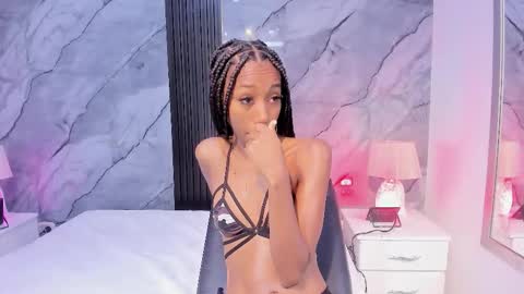 Nathaly online show from September 2025 12:09:01 PM