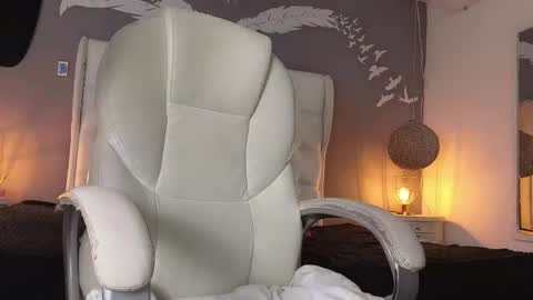 Snapshot of nathaly_blue chatting on December 2024 10:32:02 PM nathaly_blue online show from December 2024 10:32:02 PM