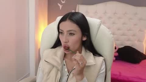 Snapshot of nathaly_blue chatting on December 2024 07:08:02 PM nathaly_blue online show from December 2024 07:08:02 PM