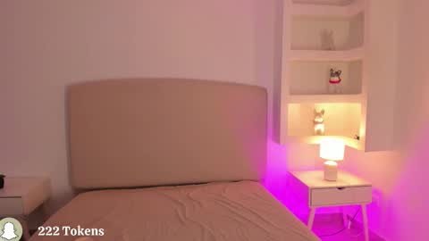 NATHALY  online show from January 2026 05:27:02 PM