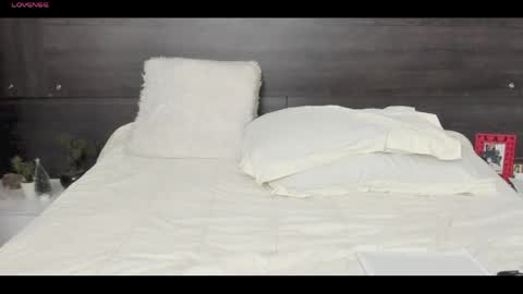 nathalyrae41 online show from April 2026 02:00:02 AM