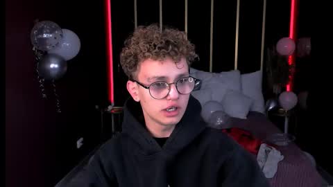 Nathan online show from October 2025 07:36:02 PM